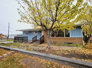 13104 117th Ave NW, Edmonton, AB T5M3H6