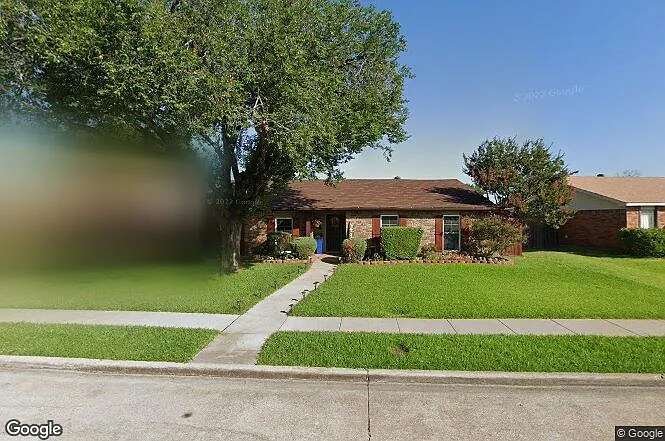 2129 Lymington Rd — Photo 49
