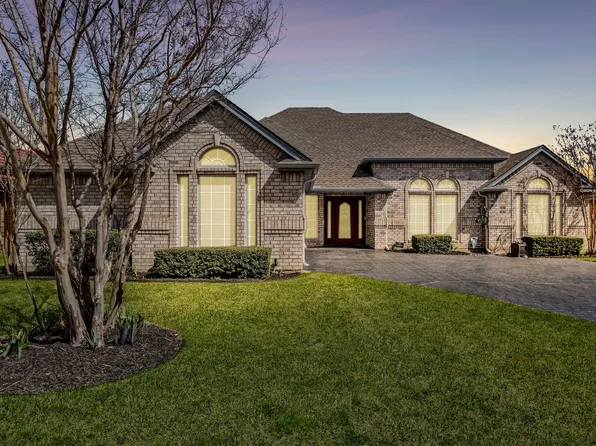 3148 Steve Dr, Hurst, TX 76054
