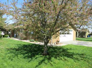 521 S Pine St, Otterbein, IN 47970