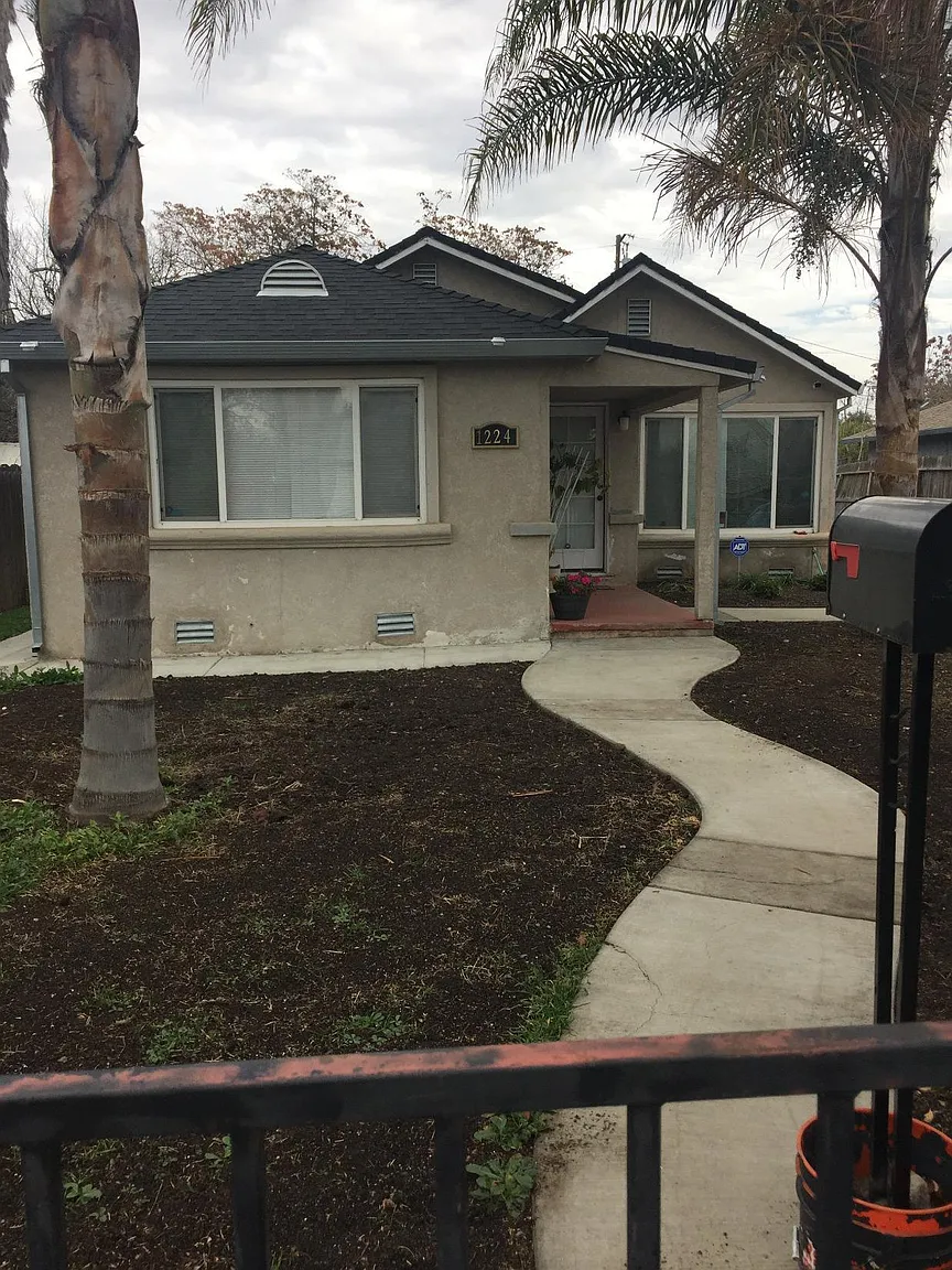 1224 S Lincoln St photo 1