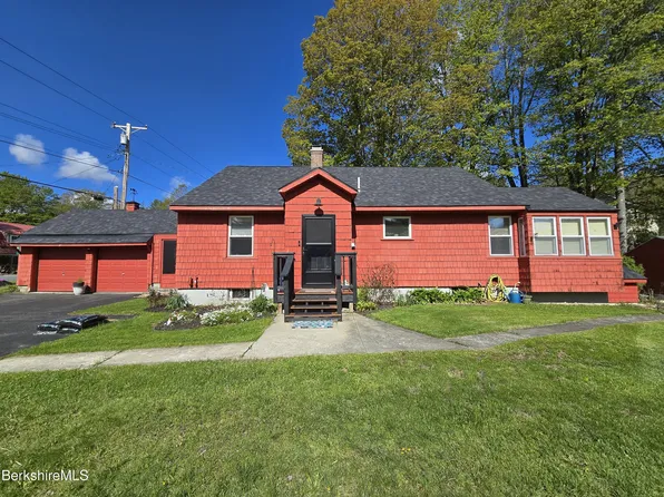 86 Mill Rd, Stamford, VT 05352