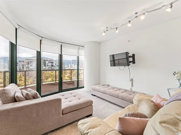 1888 Kalakaua Ave APT 1103, Honolulu, HI 96815