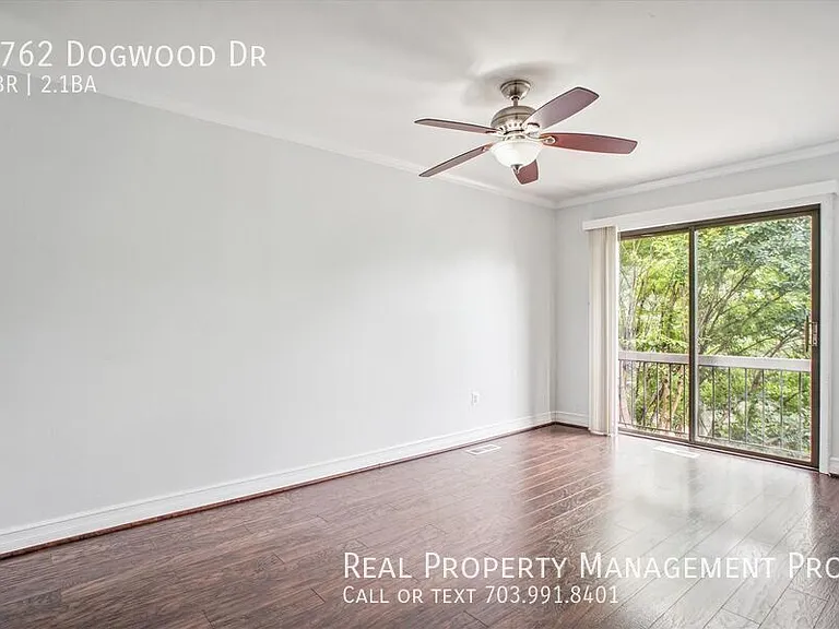 1762 Dogwood Dr — Photo 10