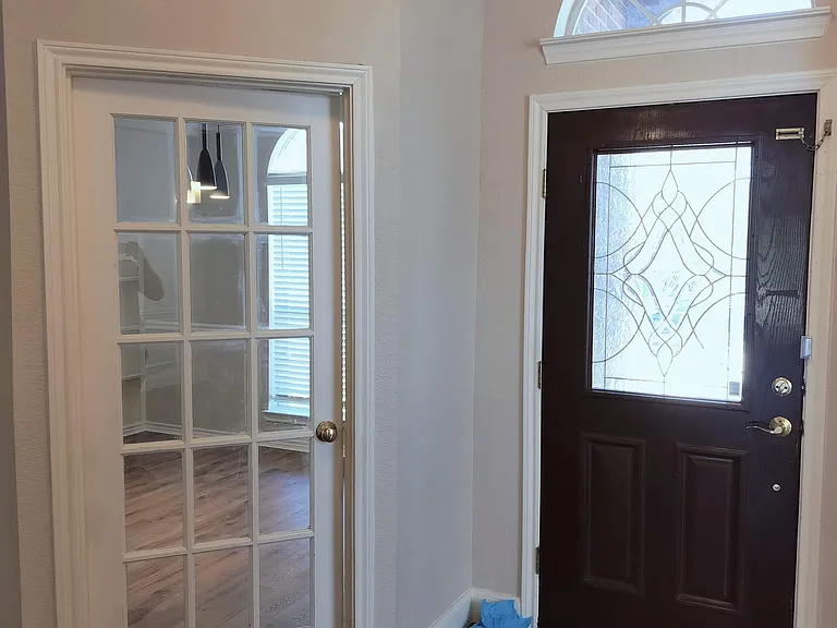 8001 Case Dr — Photo 27