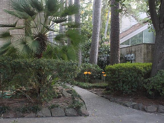 2nd image of 2131 Lake Village Dr