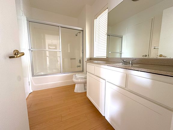 4th image of 1345 S Westgate Ave APT 203
