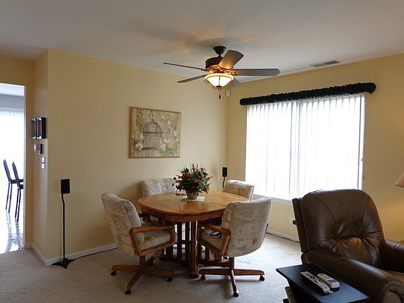 3rd image of 960 S Darla Ct