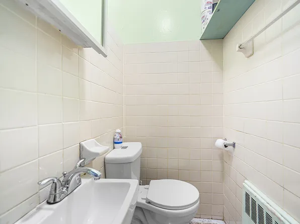 120-38 Inwood Street image 12 of 28