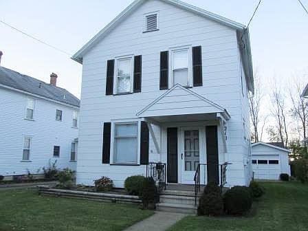 1st image of 212 W Bloss St