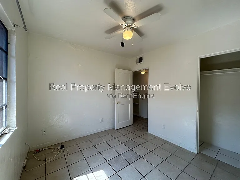334 W Highland Ave #1 — Photo 13