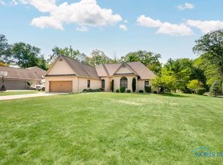 3320 Turnberry Dr, Findlay, OH 45840