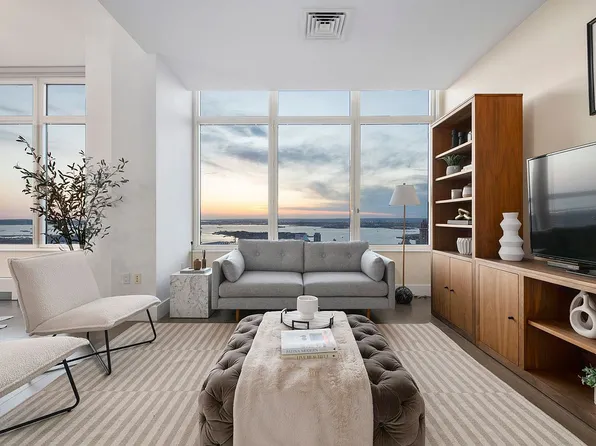 388 Bridge St #Penthouse 49a, Brooklyn, NY 11201