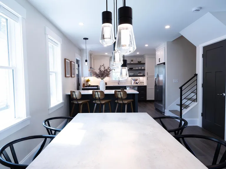 Our sleek dining and kitchen area has been designed from the ground up to provide a luxurious and comfortable experience for our guests. Come see what all the fuss is about! #dininggoals #luxuryliving