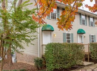 11 Lake Village Ct, Johnson City, TN 37601