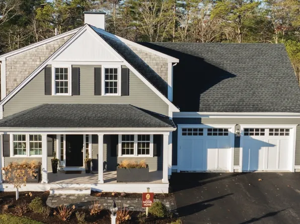 105 Plain St, Middleboro, MA 02346