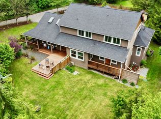 6538 NE Maxwell Ln, Bainbridge Island, WA 98110