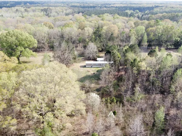 10370 Old Port Gibson Rd, Edwards, MS 39066