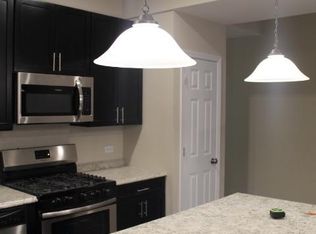 4530 S Michigan Ave #2, Chicago, IL 60653