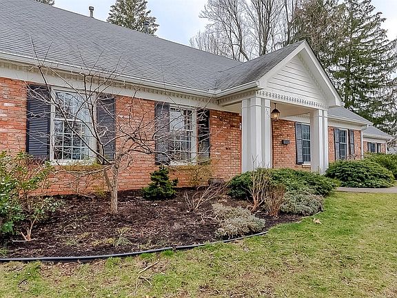 3rd image of 725 Kirkland Dr
