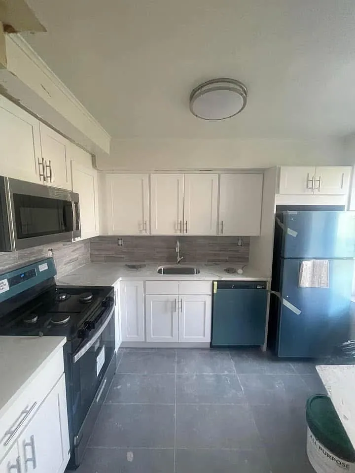 71st Cres, Fresh Meadows — Photo 2