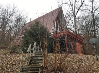 914 Hyde Park Dr, Gravois Mills, MO 65037