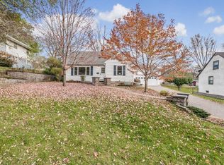 3216 Halglo Pl, Robbinsdale, MN 55422