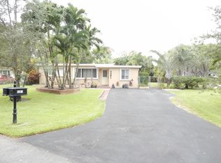 5201 SW 27th Ter, Fort Lauderdale, FL 33312