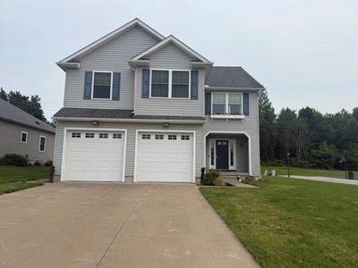 681 Heritage Dr, Erie, PA, 16509