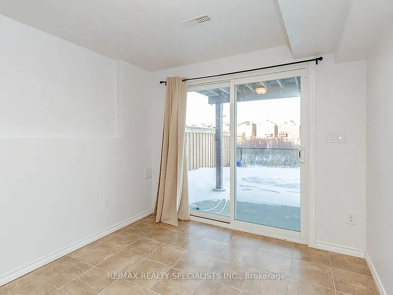 84 Tysonville Cir — Photo 3
