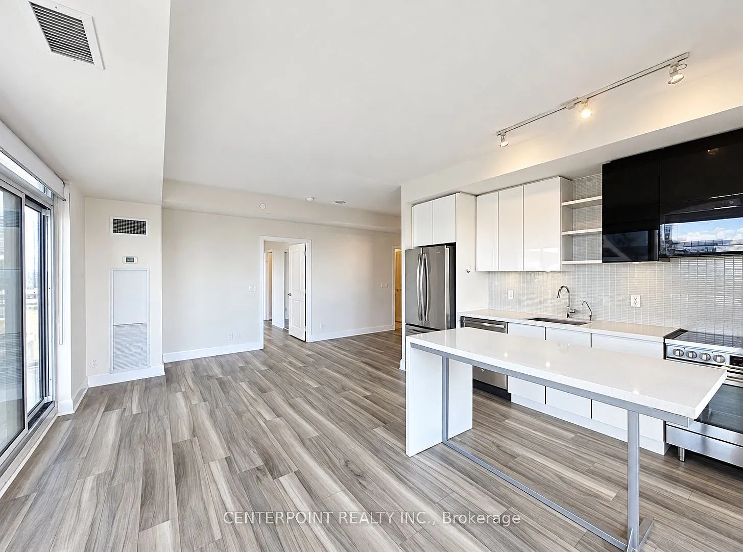 3 bed, $3,500 — Photo 3