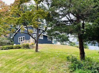 77 Mitchell Dr, Sound Beach, NY 11789