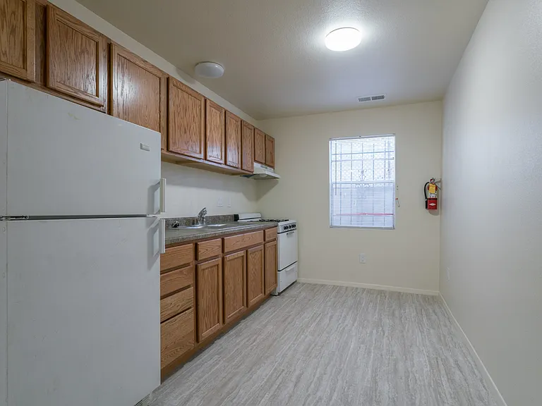 Zodiac Apartments — Photo 20