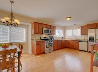 3335 N 93rd St, Milwaukee, WI 53222