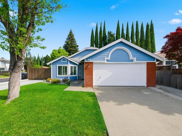 701 Oak Brook Drive, Vacaville, CA 95687