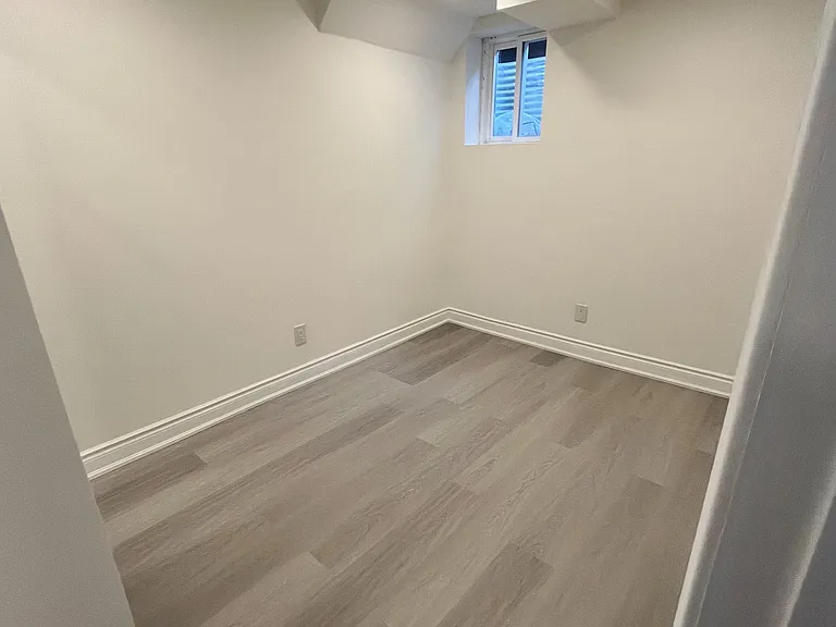 4718 Centretown Way #BASEMENT — Photo 6