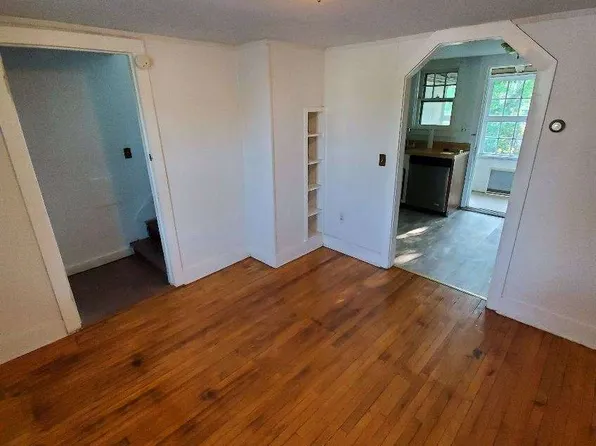 30 Franklin St #2, Westport, CT 06880