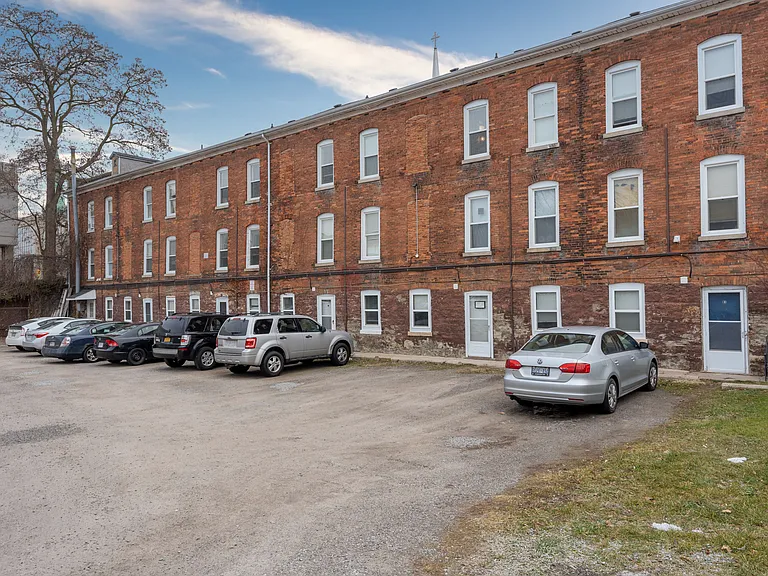 82 Church St — Photo 6