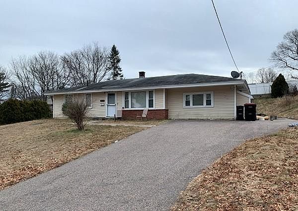 1st image of 71 Royal Rd