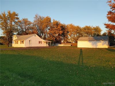 5231 Comstock Rd, Lockport, NY, 14094
