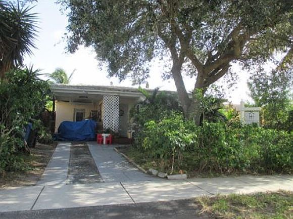 1st image of 441 NE 51st St