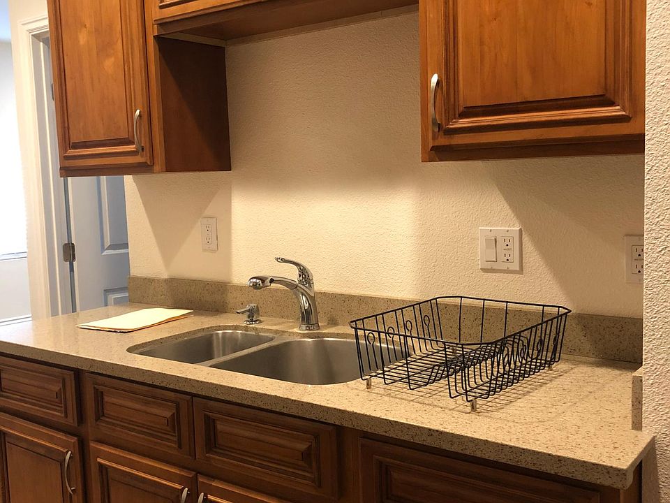 Kitchen sink