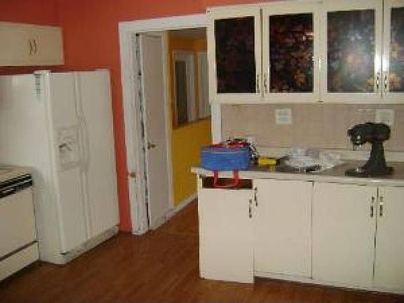 4th image of 510 N Dwyer Ave