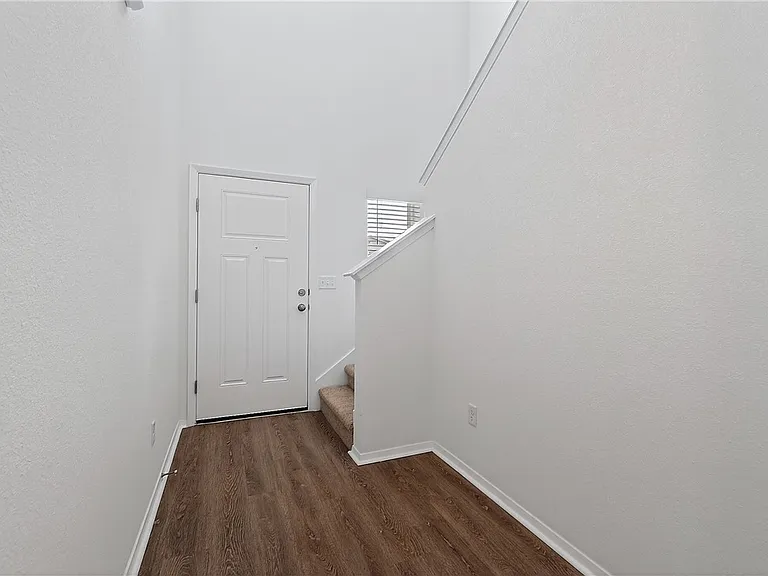 6802 SW Dignity Ave — Photo 31