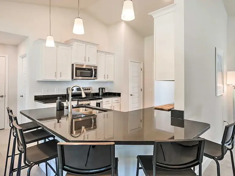 15329 Aldama Cir — Photo 16
