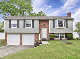 8345 Celianna Dr, Strongsville, OH 44149