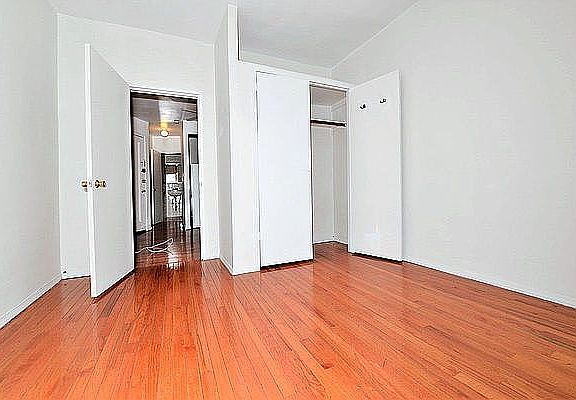 4th image of 46 Allen St #1