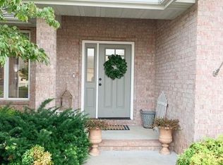 4505 S English Ivy Ave, Springfield, MO 65804