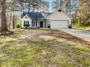 137 Apache Pointe Dr, Senoia, GA 30276