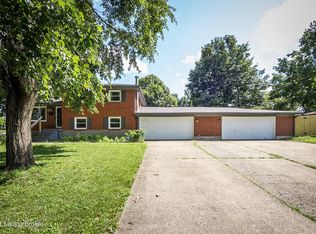 5502 Saxon Blvd, Louisville, KY 40219